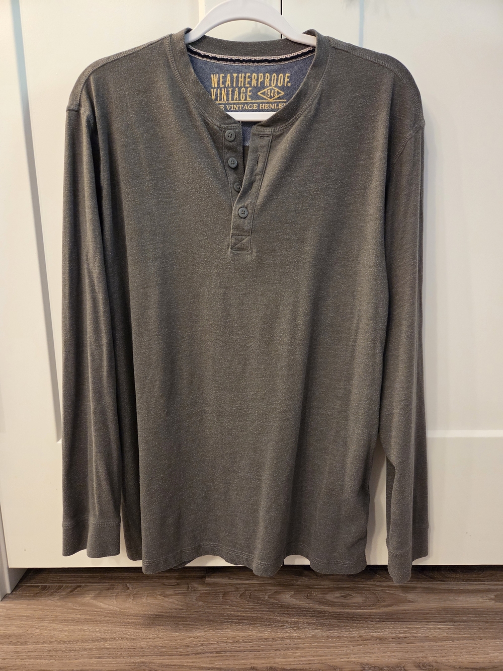 Weatherproof The Vintage Henley Long-Sleeve Gray Shirt